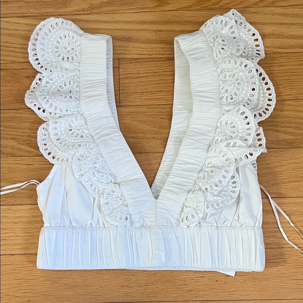 Abercrombie & Fitch White Eyelet Lace Crop Top